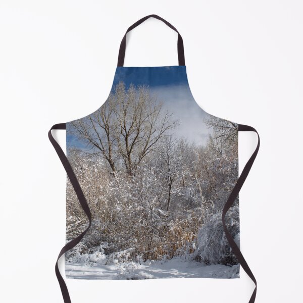 Aperçu de l'œuvre Paysage d'hiver enneigé froid créée et vendue par Ventures1.