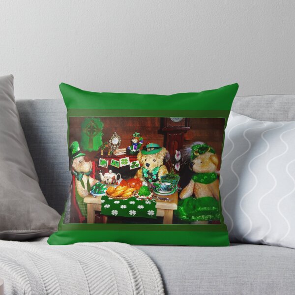 Aperçu de l'œuvre Wearin' o' the Green créée et vendue par Claude Johnson.