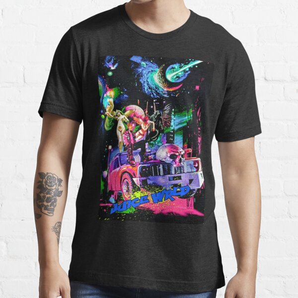 Planètes de voiture de jus rose T-shirt essentiel