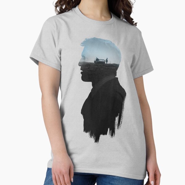 Vista previa del artículo con la obra «True Detective 'Hart' Tee (sin título)», diseñado y vendido por Undeniable.