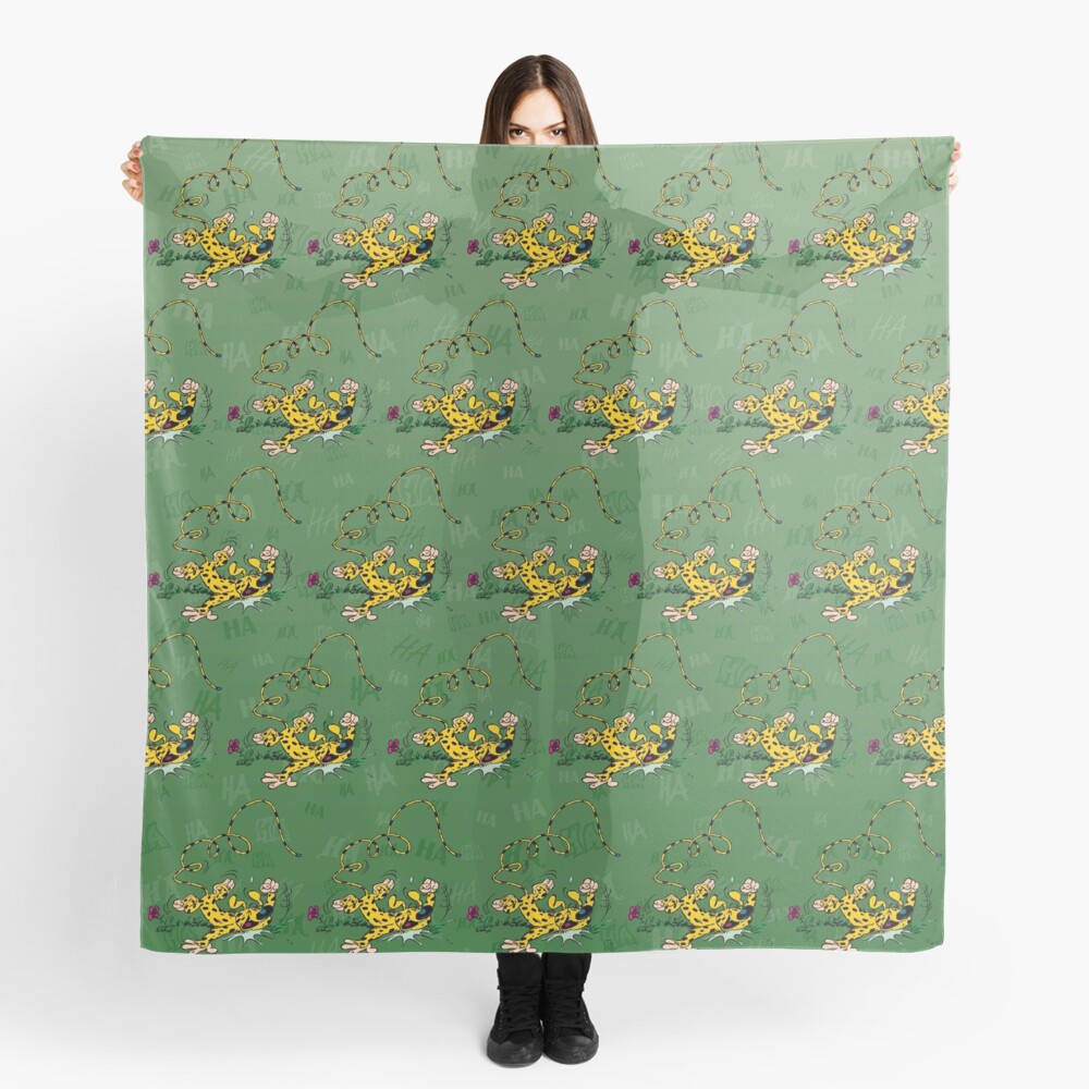 Marsupilami laughing on floor / Background green Scarf