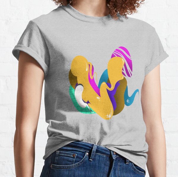 LETTER V Classic T-Shirt