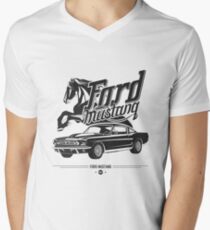 Ford Mustang 1967 Men's V-Neck T-Shirt