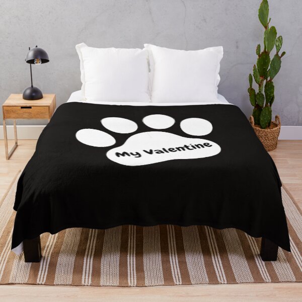 Aperçu de l'œuvre Ma Valentine T-shirt classique créée et vendue par ZivZiv.