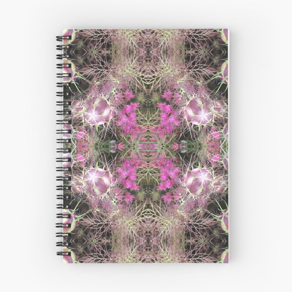 Aperçu de l'œuvre Botanique, Divine - Beauté Magenta, Amour-dans-la-Brume créée et vendue par RoseAromas.