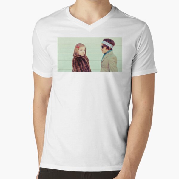 Margot & Richie Tenenbaum V-Neck T-Shirt