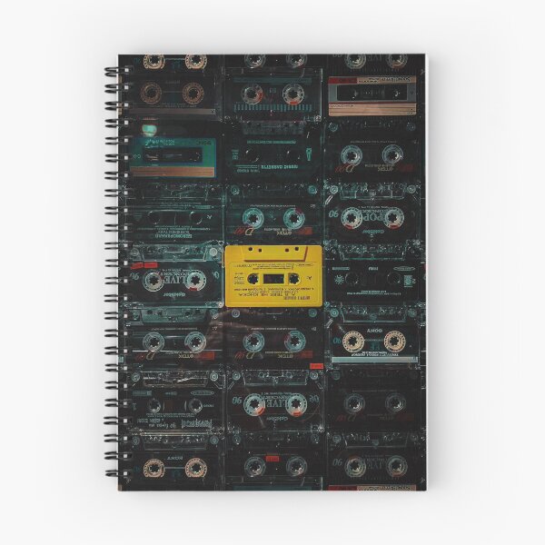 Aperçu de l'œuvre impression de cassette classique des années 90 créée et vendue par chikus.