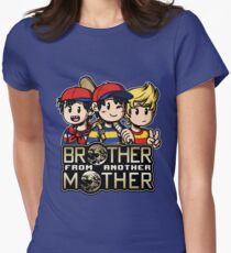 Ein weiteres MUTTER Trio -alt- (Ness, Ninten & Lucas) Tailliertes T-Shirt