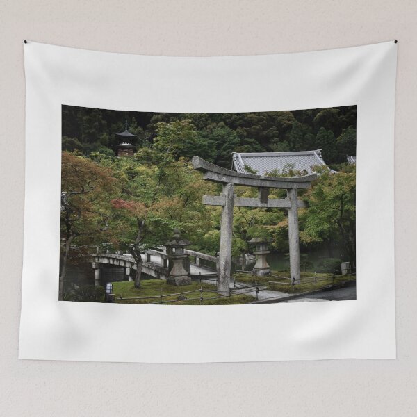 Artikelvorschau, Torii im buddhistischen Kiyomizu-deru-Tempel in Kyoto entworfen und verkauft von Igor Pozdnyakov.