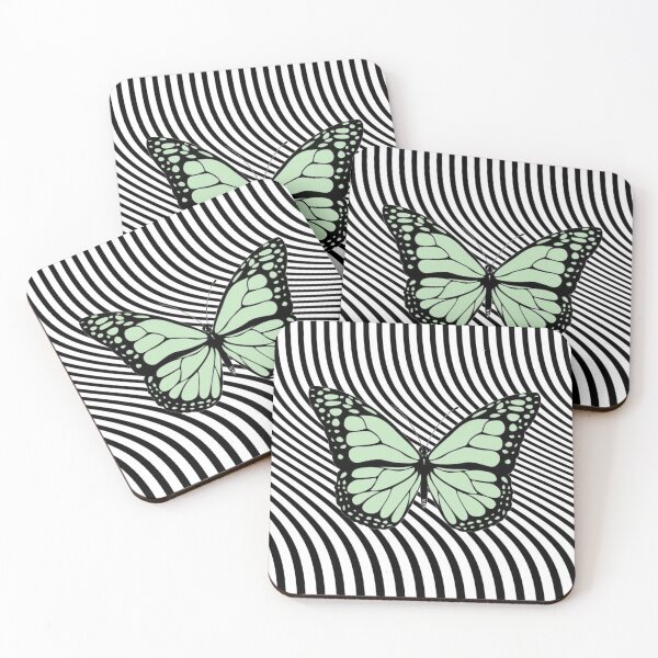 Artikelvorschau, Mintgrüner Schmetterling mit Retro Schwarzweiss-Design-Hintergrund entworfen und verkauft von OhOddrey.
