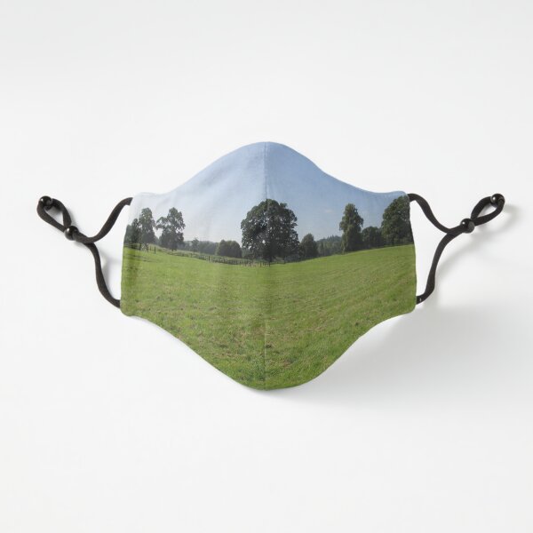 M.I. #117 |☼| Distant Love Heart Pareidolia Trees (Hadrian's Wall) Fitted 3-Layer