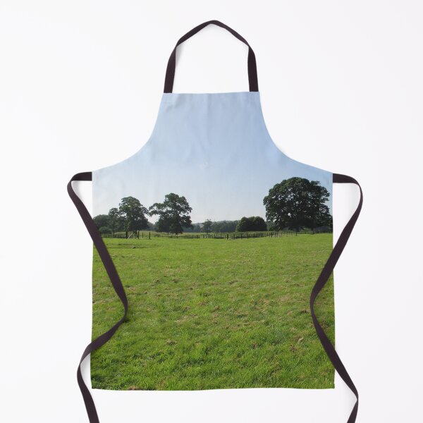 M.I. #117 |☼| Distant Love Heart Pareidolia Trees (Hadrian's Wall) Apron