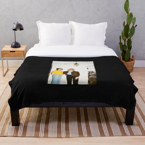 The Garden Band Throw Blanket