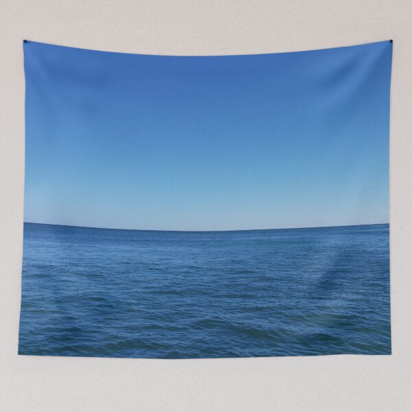 Aperçu de l'œuvre Vagues de l'océan bleu et ciel bleu créée et vendue par kayodeDesign.