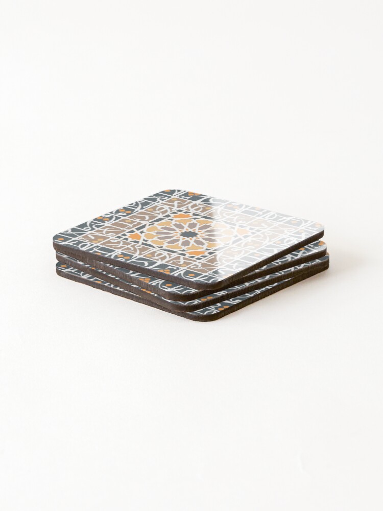 Aperçu 4 sur 5. Dessous de verre (lot de 4) avec l'œuvre Abstrait arabe no 4 créée et vendue par Yaminsohail.