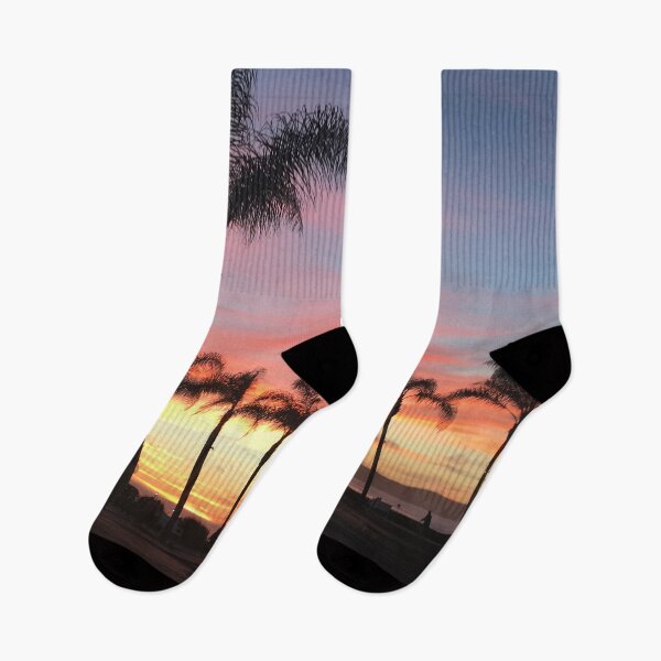 Aperçu de l'œuvre California Palm Tree Sunset créée et vendue par amesoeur.