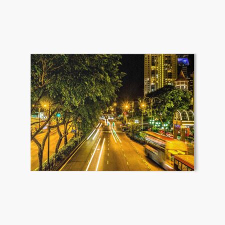 Artikel-Vorschau von Singapur Straße in der Nacht, designt und verkauft von Michael McGimpsey.