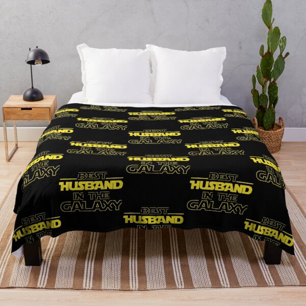 Artikelvorschau, Bestes Ehemannhemd, Geschenk für Ehemannhemd, lustiges Ehemann-Sweatshirt, Geschenk-Ehemannhemd, Ehemann-Weihnachtsmann-bester Ehemann aller Zeiten, Laptop-Skins, Schrott, Handytaschen, Gesichtsmasken entworfen und verkauft von kenganalashish.