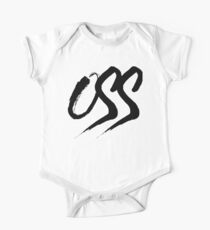 Oss - Brush script One Piece - Short Sleeve