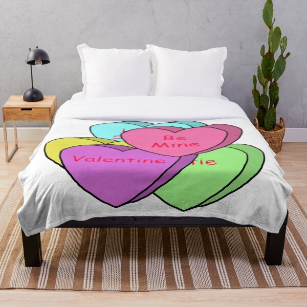 Artikelvorschau, Sei mein Valentine Conversation Hearts T-Shirt entworfen und verkauft von HulyaHoo.