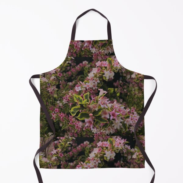 Aperçu de l'œuvre Impression de Rhododendrons roses en fleurs créée et vendue par Candace Offman.