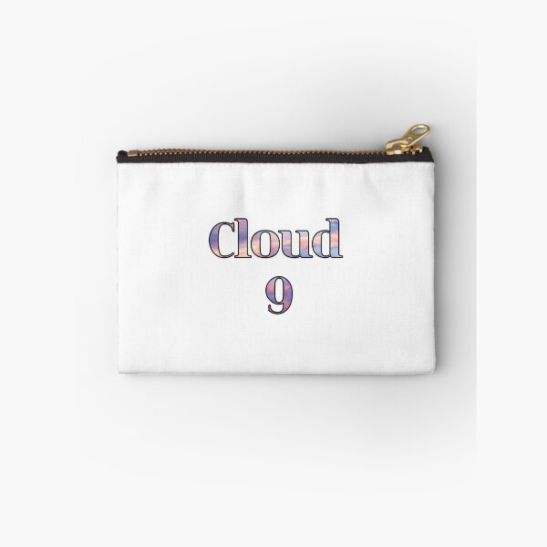 Aperçu de l'œuvre Cloud 9 créée et vendue par Maya-brooke.