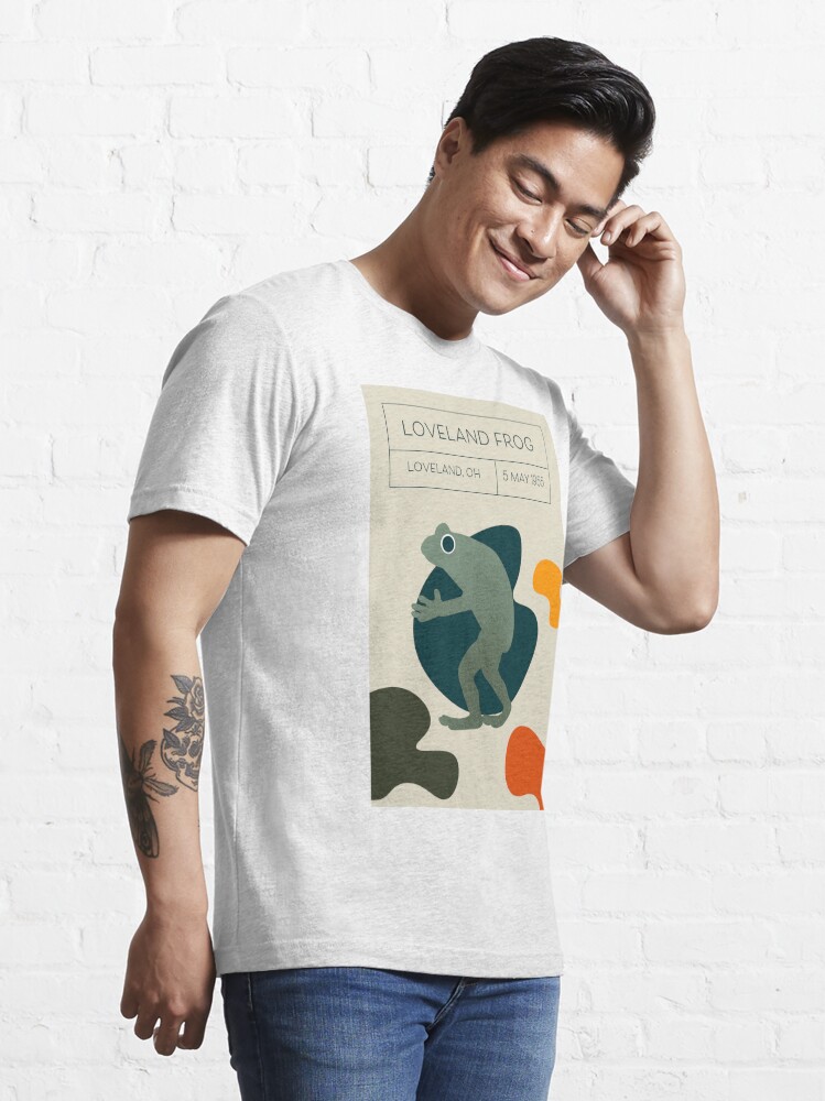 https://ih1.redbubble.net/image.1983988002.9083/ssrco,slim_fit_t_shirt,mens,fafafa:ca443f4786,side,tall_three_quarter,750x1000.jpg