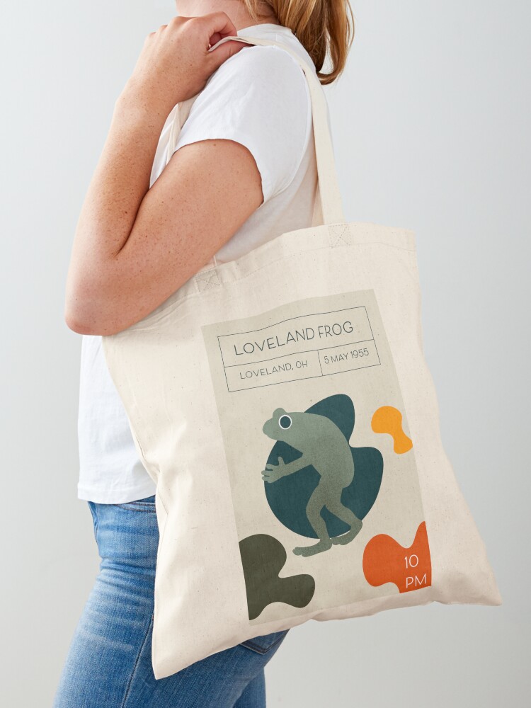 https://ih1.redbubble.net/image.1984034515.9083/ssrco,tote,cotton,canvas_creme,lifestyle,tall_portrait,750x1000-bg,f8f8f8.1.jpg