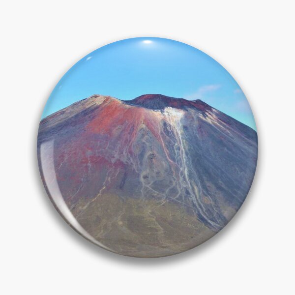 Item preview, Delante del monte Ngauruhoe Tongariro Crossing View Nueva Zelanda designed and sold by flyingracoon.