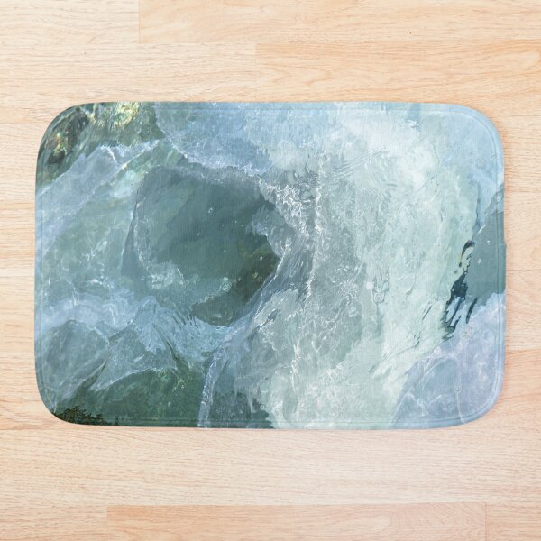 White Gardenia Bath Mat