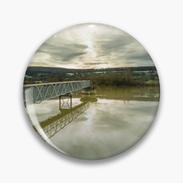 Artikelvorschau, Witcombe Reservoir im Winter entworfen und verkauft von MargaretClavell.