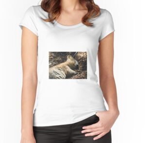 Fitted Scoop T-Shirt