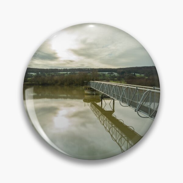 Artikelvorschau, Witcombe Reservoir im Winter entworfen und verkauft von MargaretClavell.