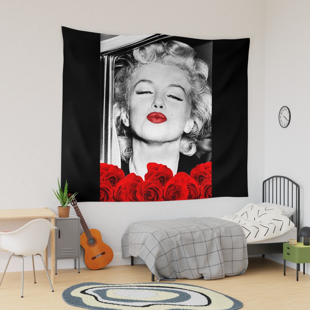 Marilyn Monroe Love D88 Tapestry by DecoWords Redbubble