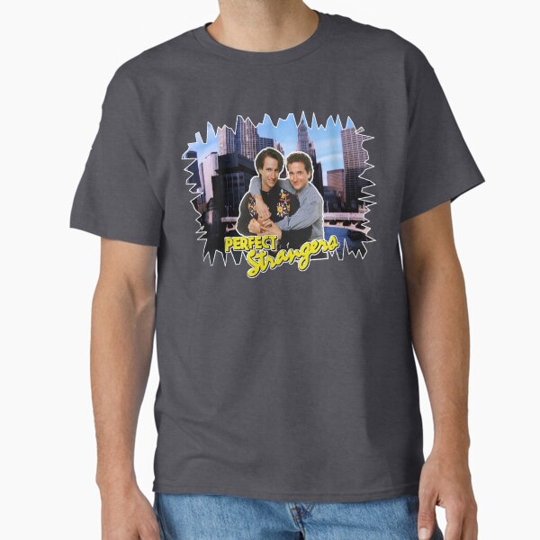 Vista previa del artículo con la obra «Tributo retro al horizonte de Chicago de Larry Balki, de Perfect Strangers», diseñado y vendido por 90snerd.