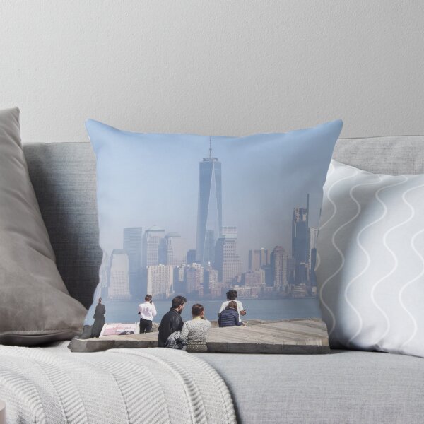 Artikelvorschau, Vogelperspektive von Lower Manhattan Skyline, World Trade Center, Ansicht vom Freiheitsstatuen, Liberty Island entworfen und verkauft von lenspiro.