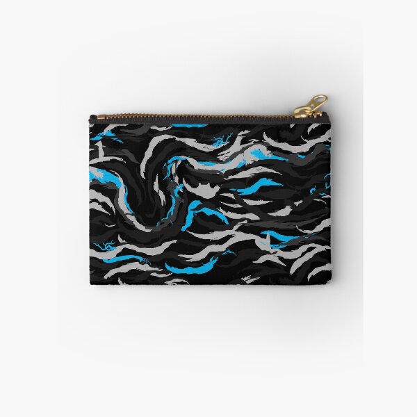 Aperçu de l'œuvre Soirée Aqua Camo créée et vendue par Kostas Sintakis.