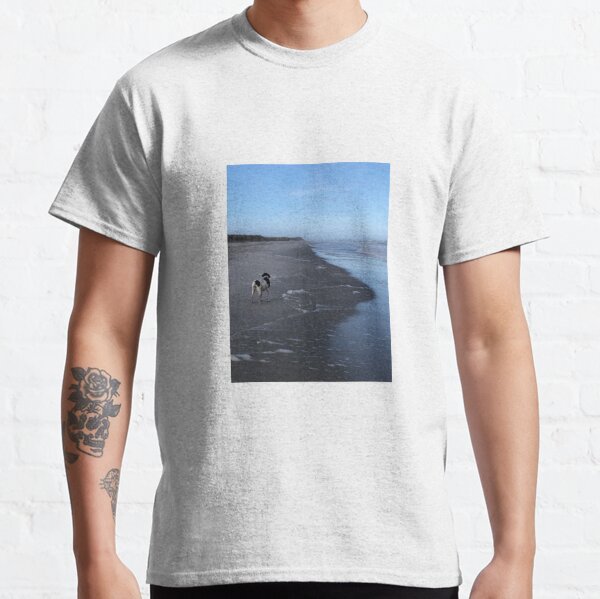 Bird Dog on The Beach II Classic T-Shirt