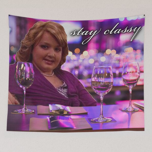 Artikelvorschau, Mädchen Gibby an der Bar: bleiben Sie edel entworfen und verkauft von randummyhd.