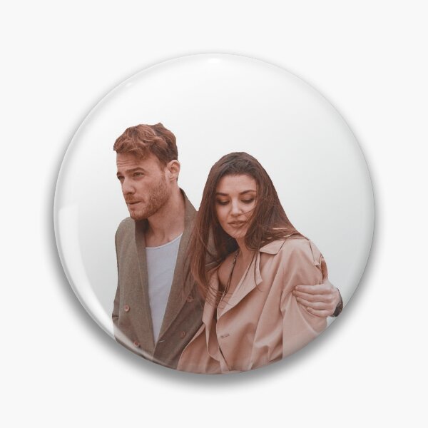 Artikelvorschau, Hande Erçel und Kerem Bürsin-Hello Magazine entworfen und verkauft von itsbonnyhere.