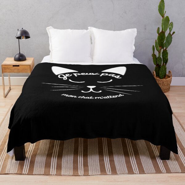 Aperçu de l'œuvre t-shirt de chat créée et vendue par Catcrea.