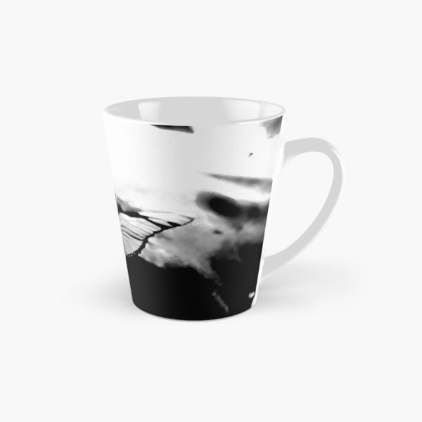 Artikelvorschau, schmetterling in bnw entworfen und verkauft von rclsivcreative.