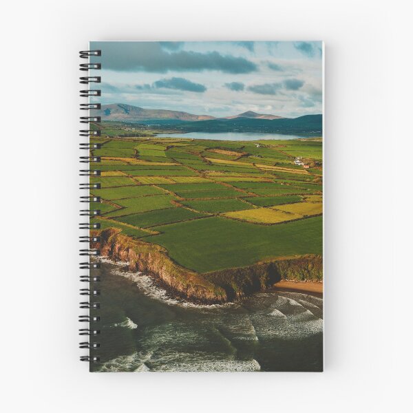 Artikelvorschau, Dingle Cliffs Ireland von oben entworfen und verkauft von Teernahillane.
