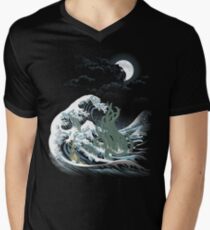 The Wave Off R'lyeh Men's V-Neck T-Shirt