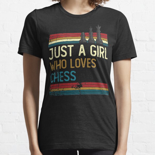 Vintage just a girl who loves chess Essential T-Shirt