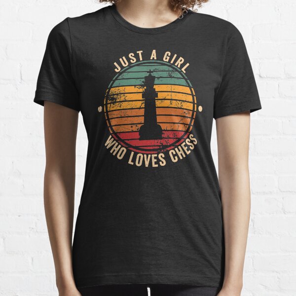 Vintage just a girl who loves chess Essential T-Shirt