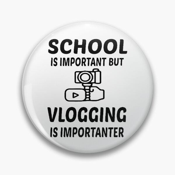 Artikelvorschau, Schule ist wichtig, aber Vlogging ist wichtig entworfen und verkauft von nawal-shirt.
