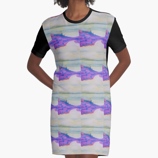 Sapphire purple, emerald green and citrine yellow are the colors for spring 2021. Graphic T-Shirt Dress