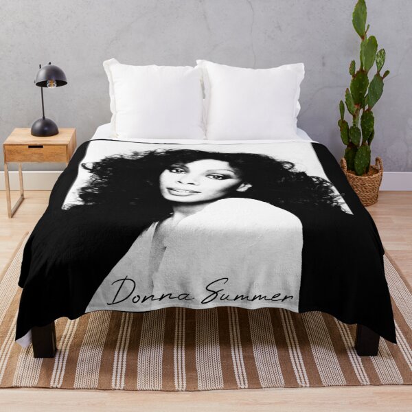 Artikelvorschau, Donna Summer - Retro entworfen und verkauft von RomancePool.