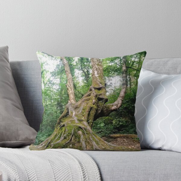 Artikelvorschau, Baum auf Brayhead entworfen und verkauft von LorLor88.